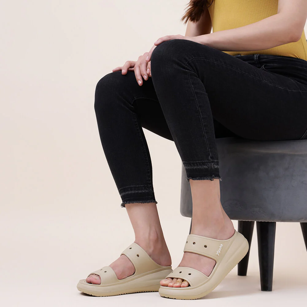 Double Strap Clog Sandals for Women - Image 11
